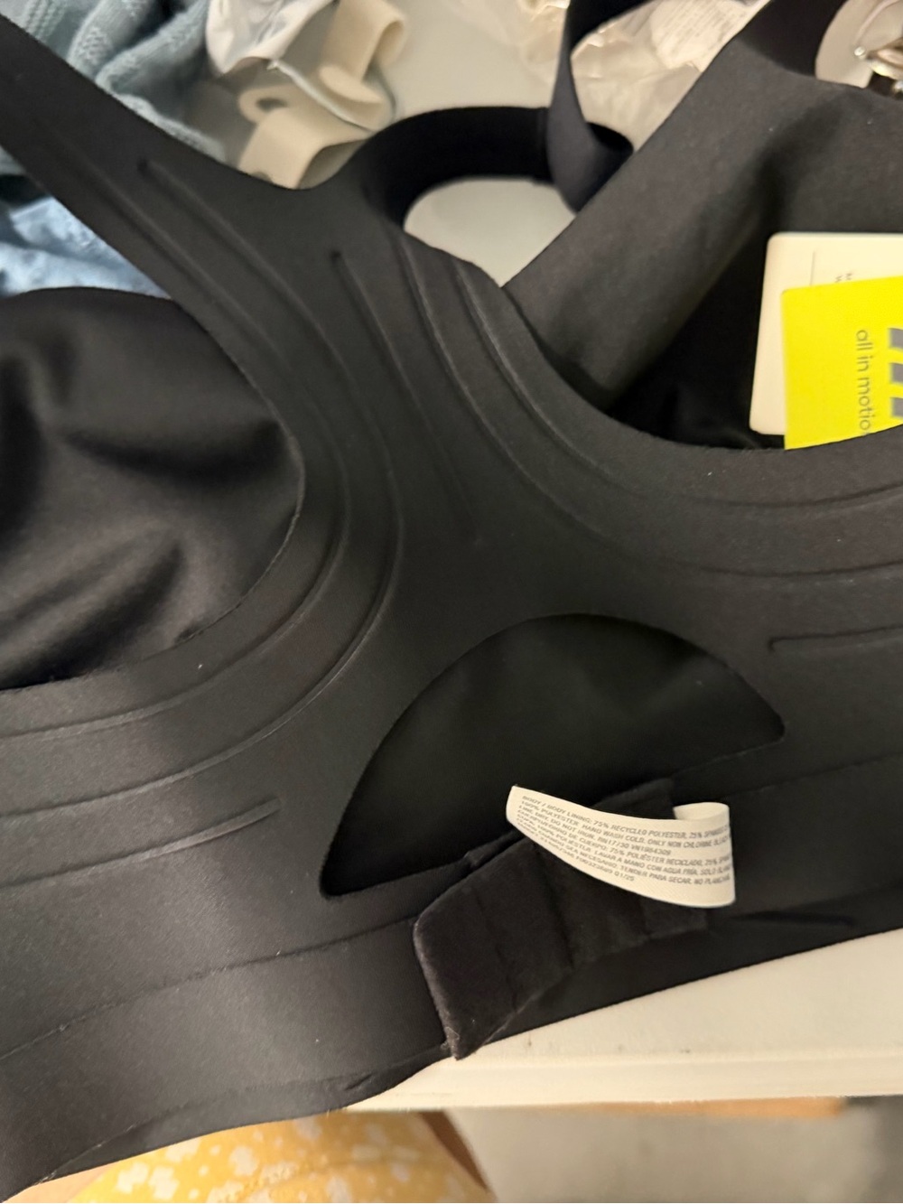 Black Sculpted high support  Sports Bra buy all in motion NWT small